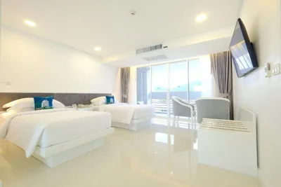 Andaman Beach Suites Hotel, Patong Phuket – 사진 16